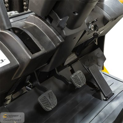 Погрузчик дизельный CPCD20T8 (2000 кг; 4,8 м; Mitsubishi S4S) СМАРТЛИФТ (SMARTLIFT) Погрузчик дизельный CPCD20T8 (2000 кг; 4,8 м; Mitsubishi S4S) СМАРТЛИФТ (SMARTLIFT)
