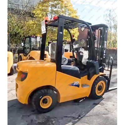 Вилочный автопогрузчик CHL 3,0 т с диз. двигателем Isuzu Вилочный автопогрузчик CHL 3,0 т с диз. двигателем Isuzu