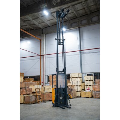 Штабелер самоходный 1,5 т 6,5 м TOR CDD15C Li-ion с кабиной 24/300 В/Ач Штабелер самоходный 1,5 т 6,5 м TOR CDD15C Li-ion с кабиной 24/300 В/Ач